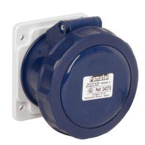 Famatel Base empotrar salida recta 2P+T 16A IP67 Ref: 24270